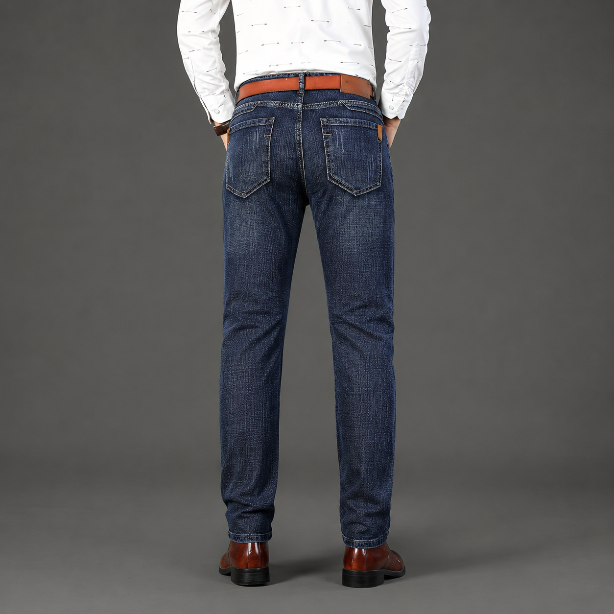 Comfortable Straight Length Denim Jeans For Men