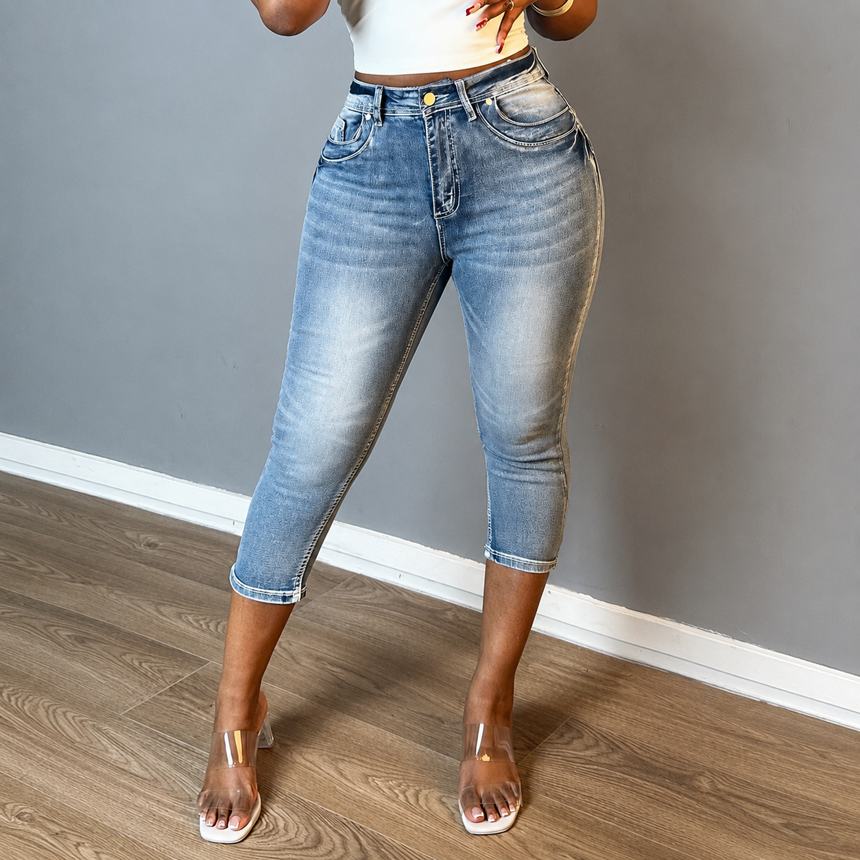Vintage Themed Button Up Zipper Stretchable Jeans
