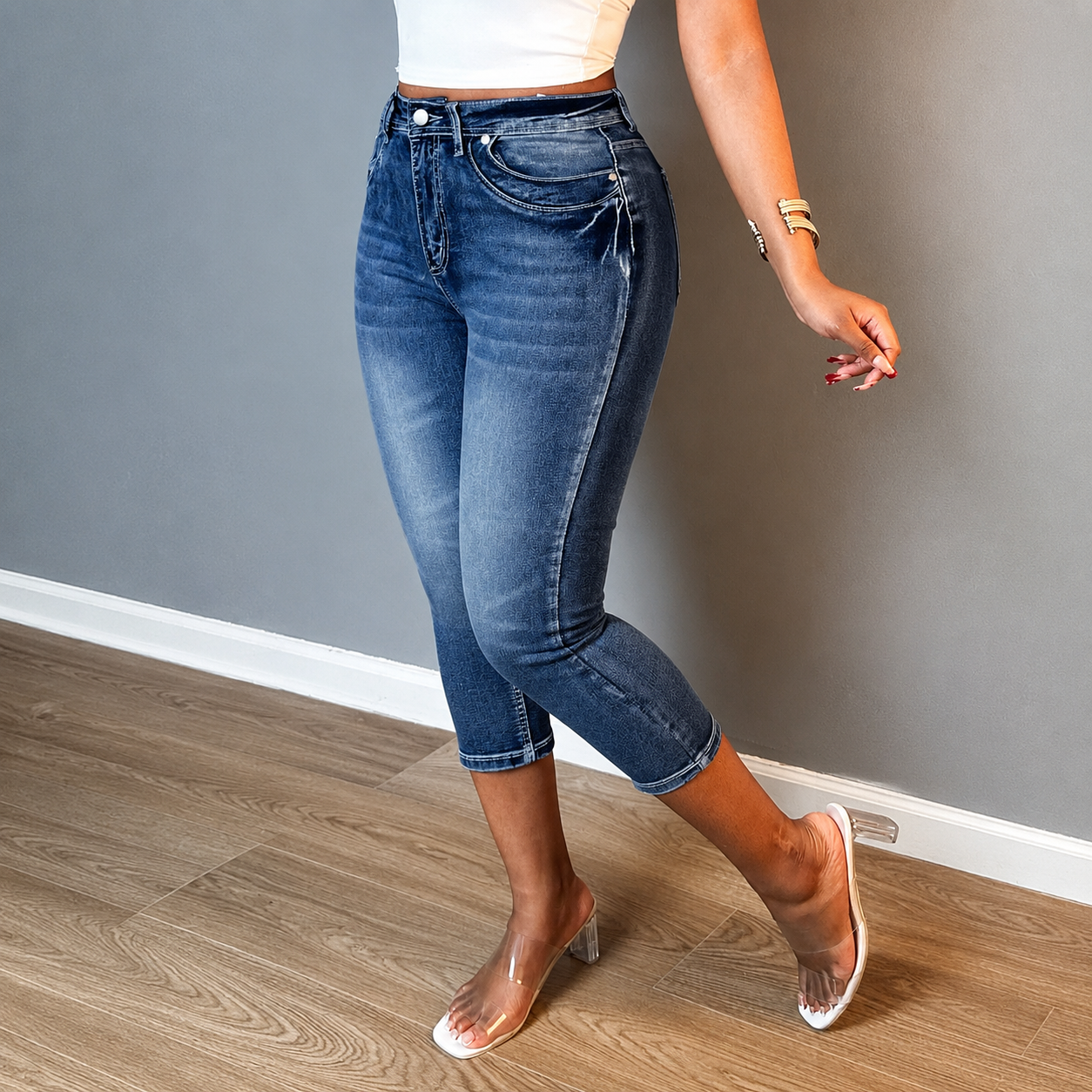 Vintage Themed Button Up Zipper Stretchable Jeans