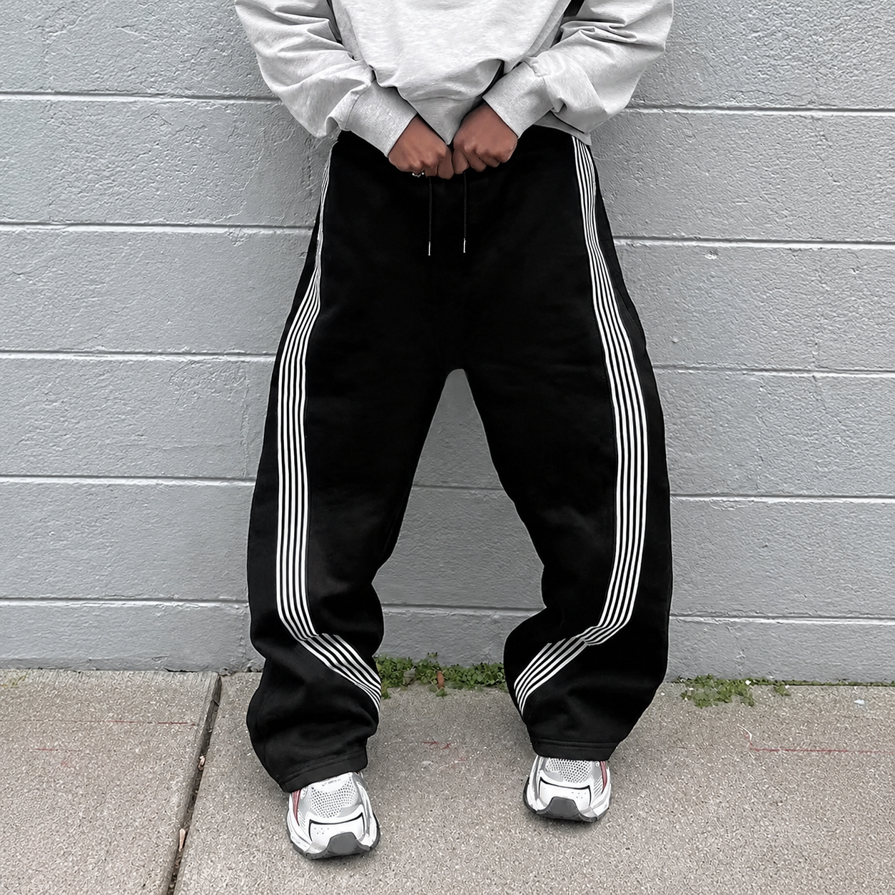Loose Fit Graphic Printed Sweatpants For Men 