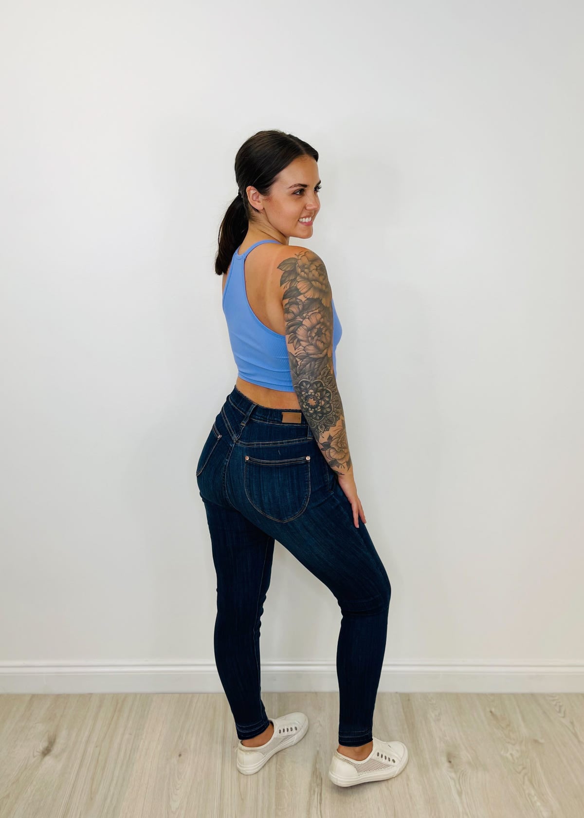 Pull On Skinny Jeans-Legletic