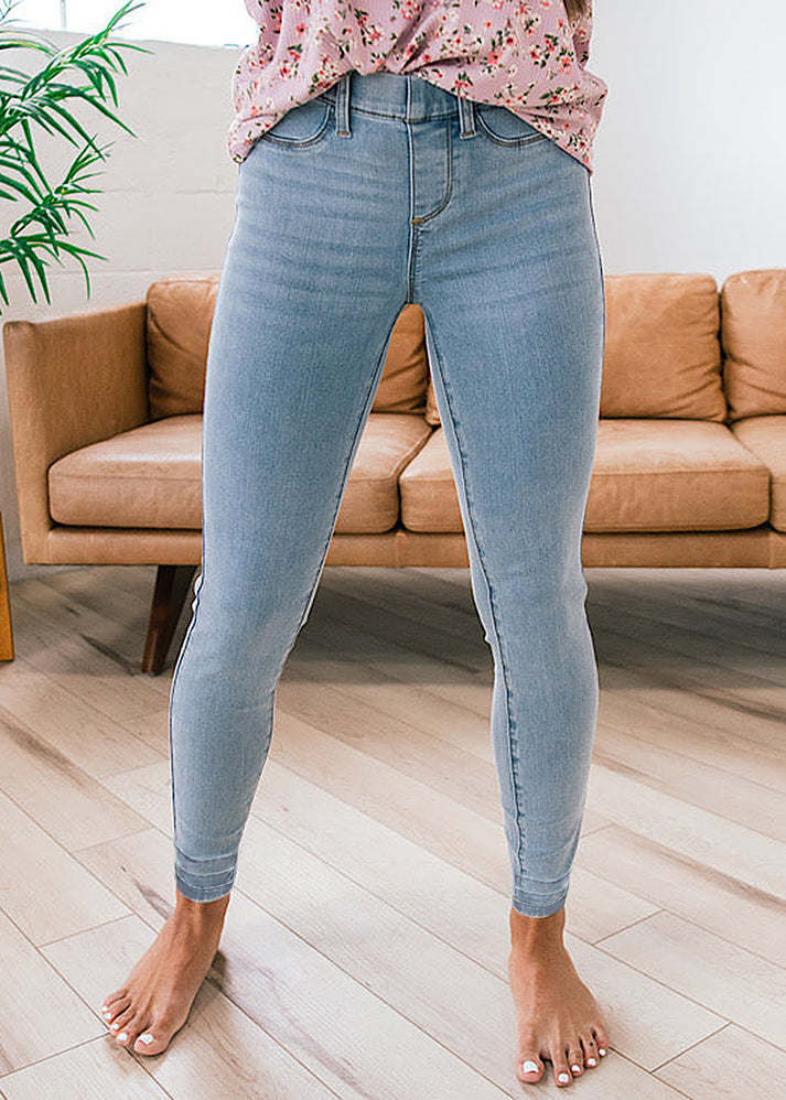 Pull On Skinny Jeans-Legletic