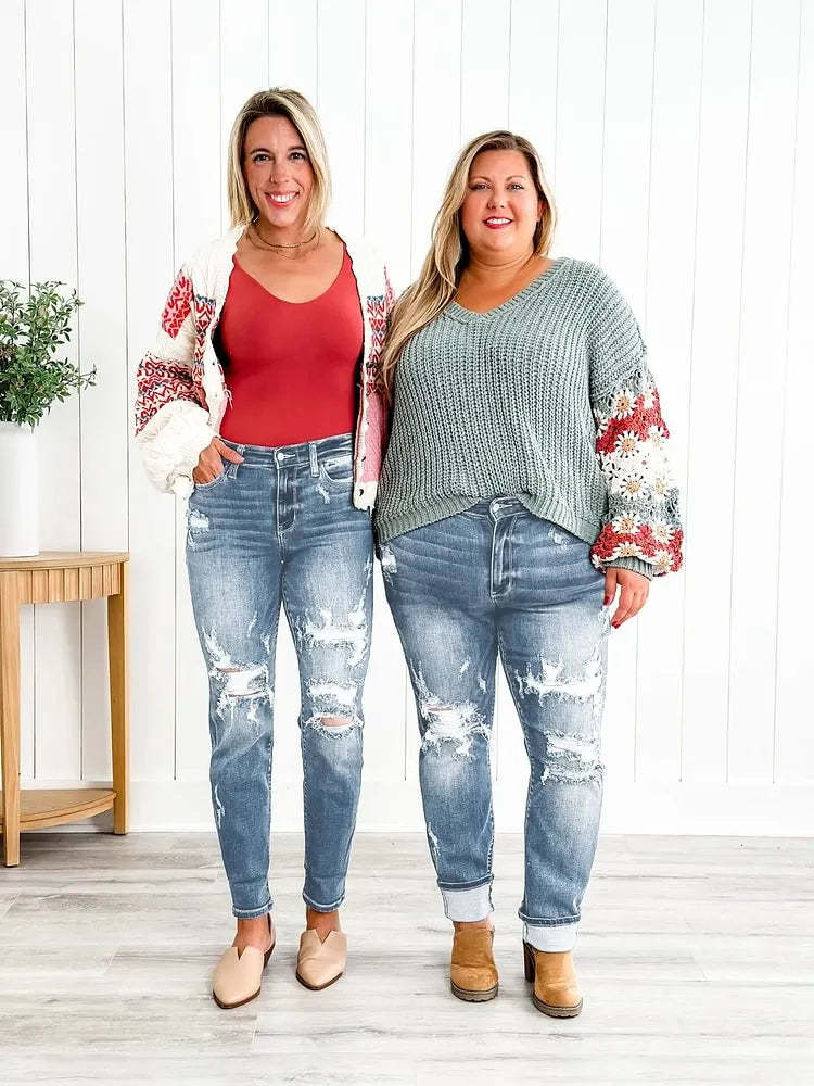 Tummy Slimming Cuffed Jeans With Textured Finish-Legletic