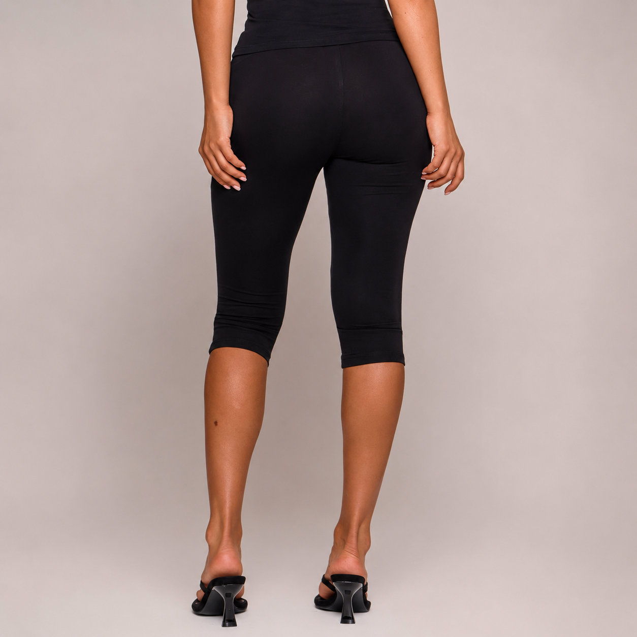 Soft Touch Elasticated Capri Leggings For Women