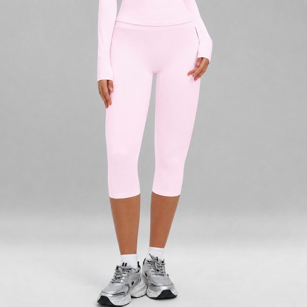 Casual Slim Fit Cropped Sports Leggings For Women