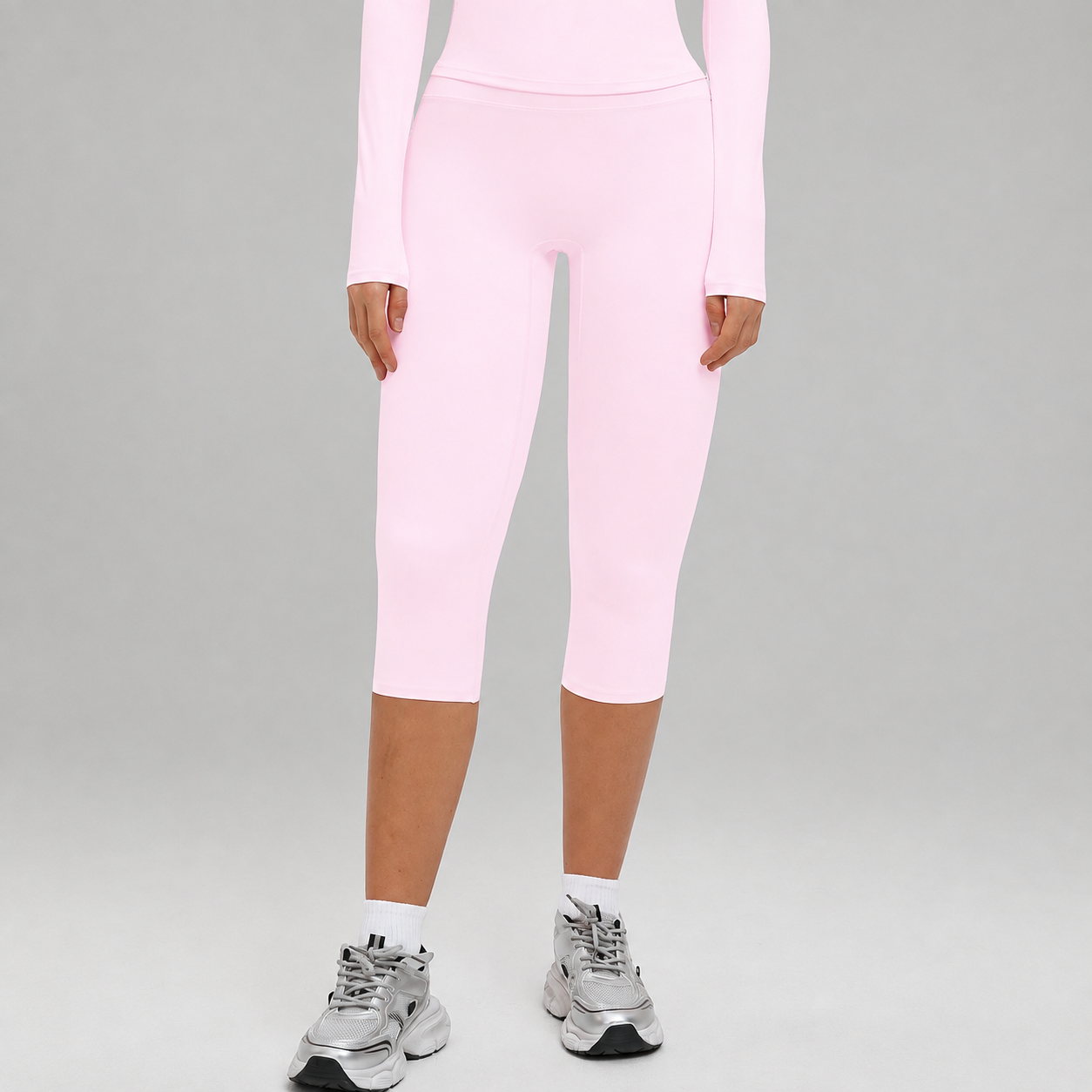 Casual Slim Fit Cropped Sports Leggings For Women