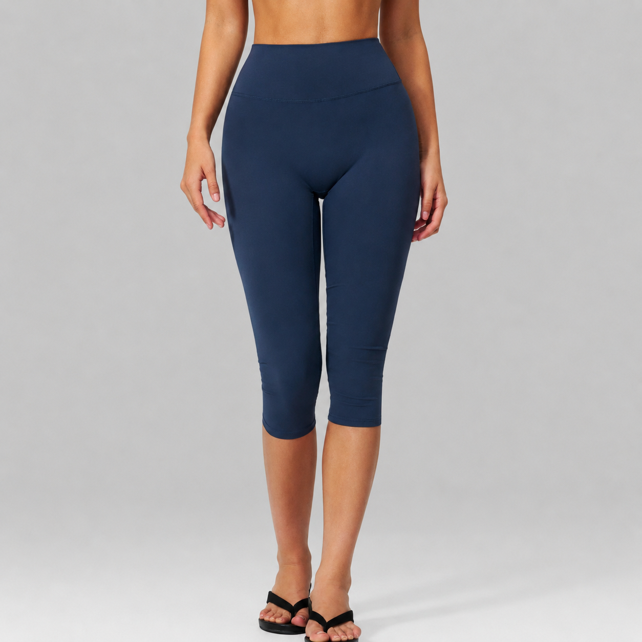 Casual Slim Fit Cropped Sports Leggings For Women