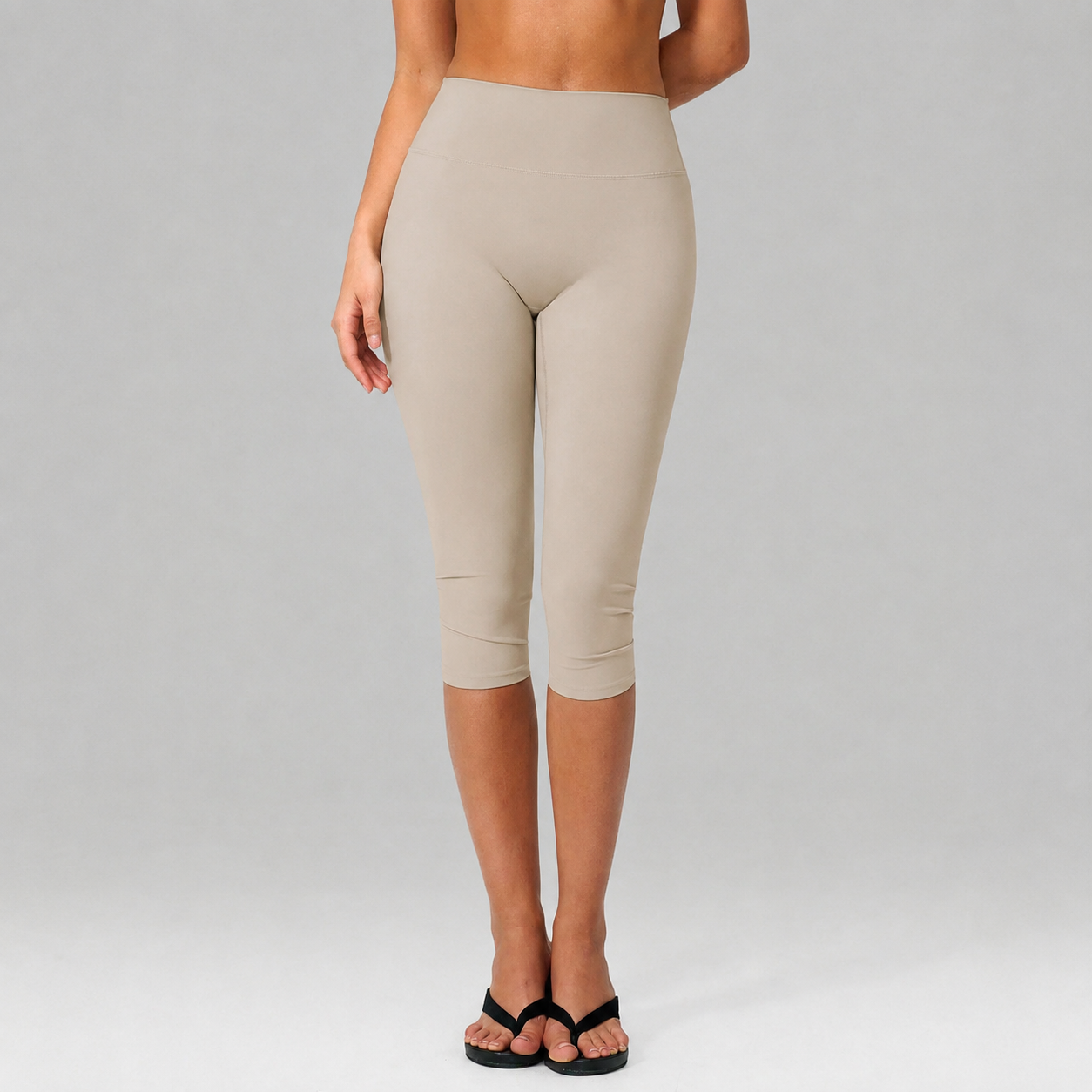Casual Slim Fit Cropped Sports Leggings For Women