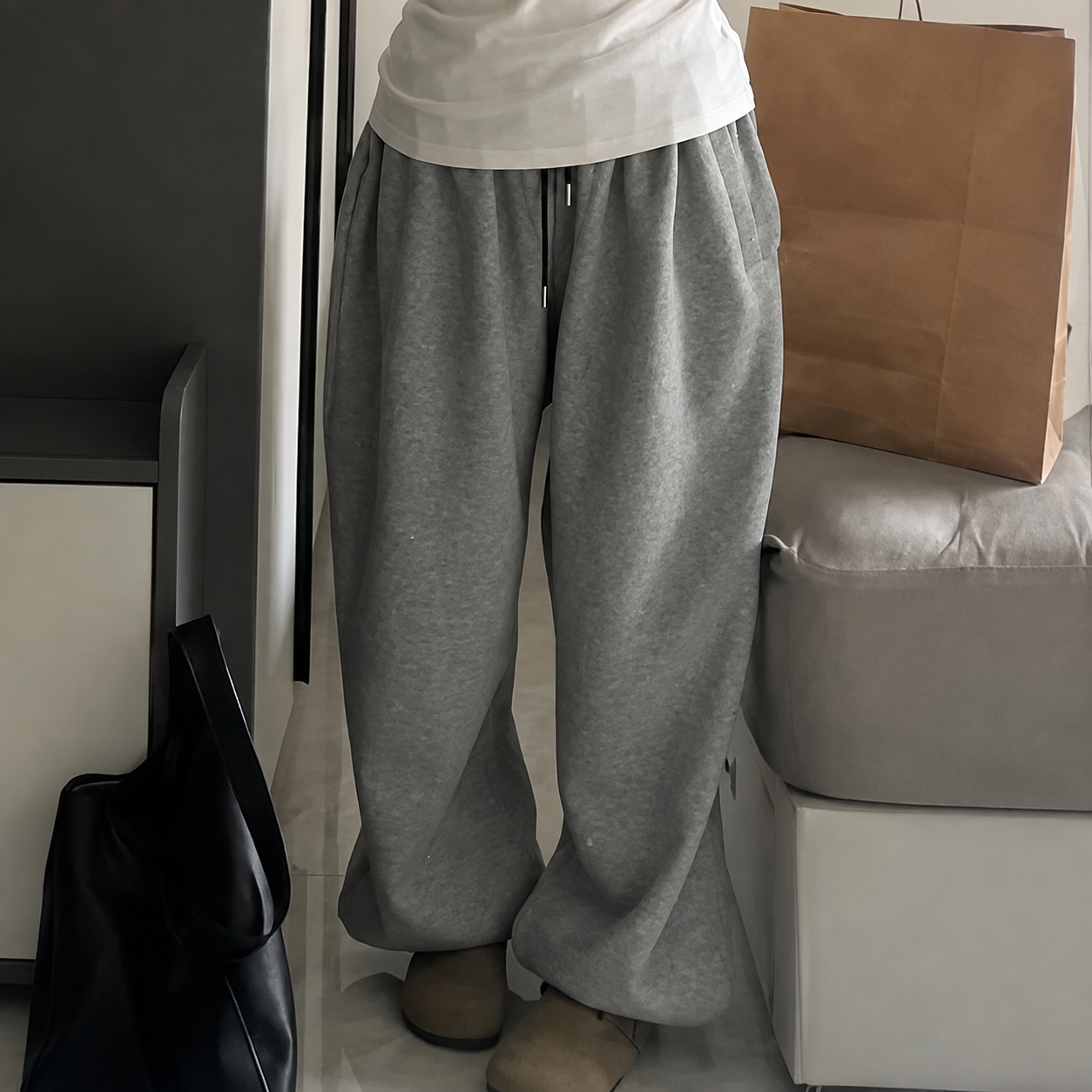 High Rise Loose Fit Drawstring Jogger Sweatpants With Cuffed Hem For Women