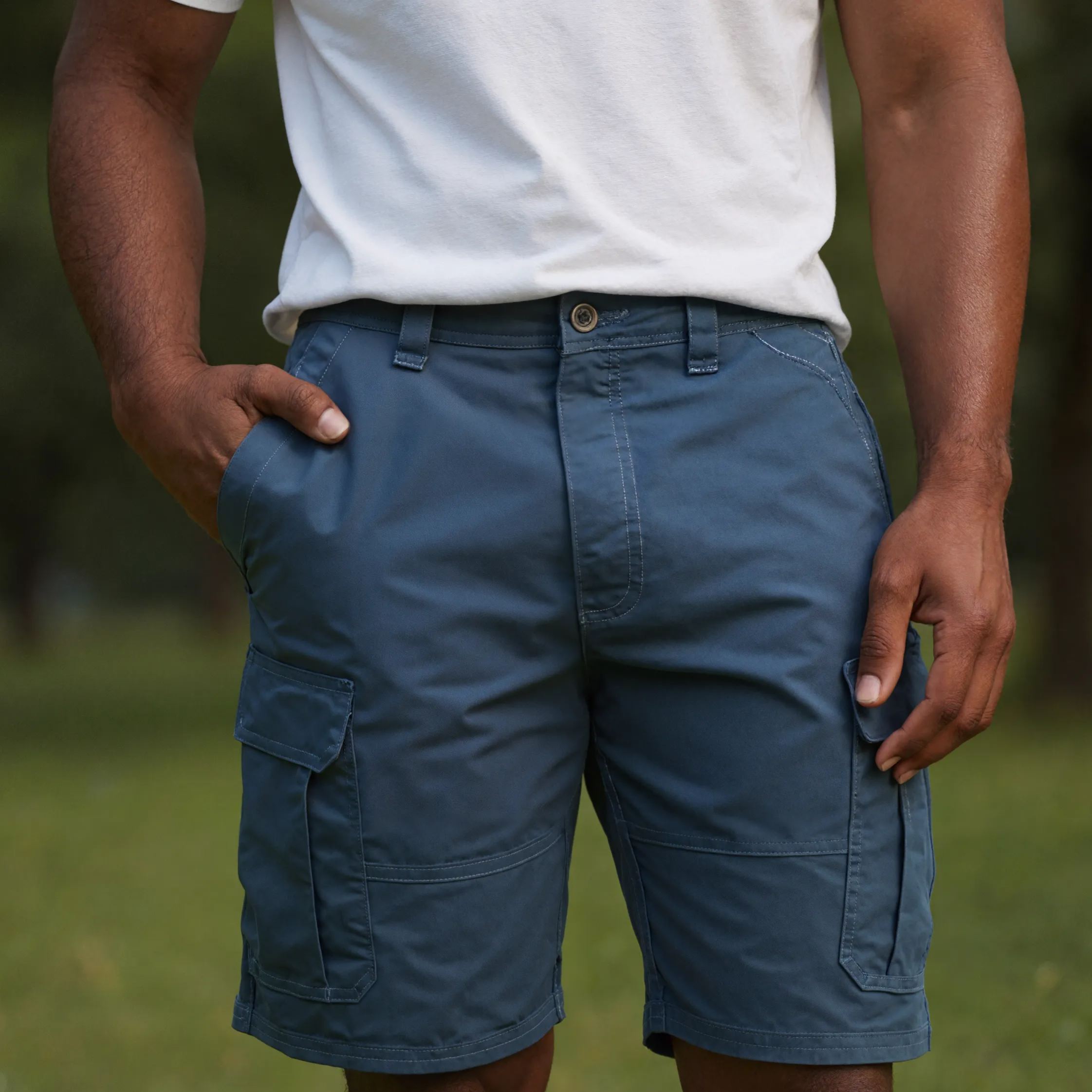 Men’s Classic Cargo Stretch Shorts with Multi Pockets