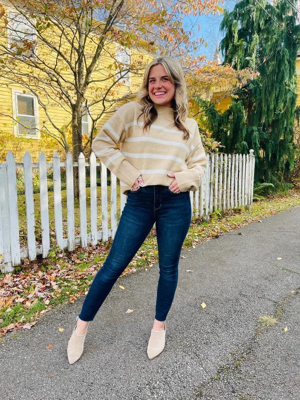 Dark Wash Skinny Jeans For Everyday Wear-Legletic