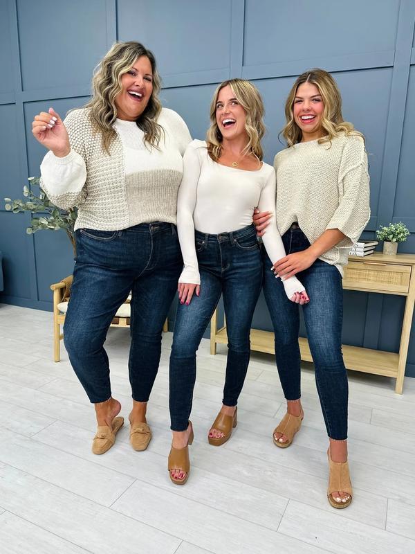 Dark Wash Skinny Jeans For Everyday Wear-Legletic