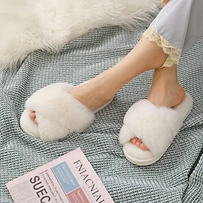 Fuzzy Slippers Cross Band