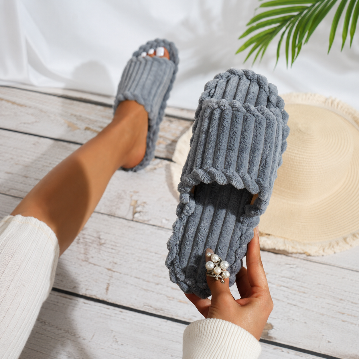 Fluffy Fleece Indoor Winter Slippers For Women