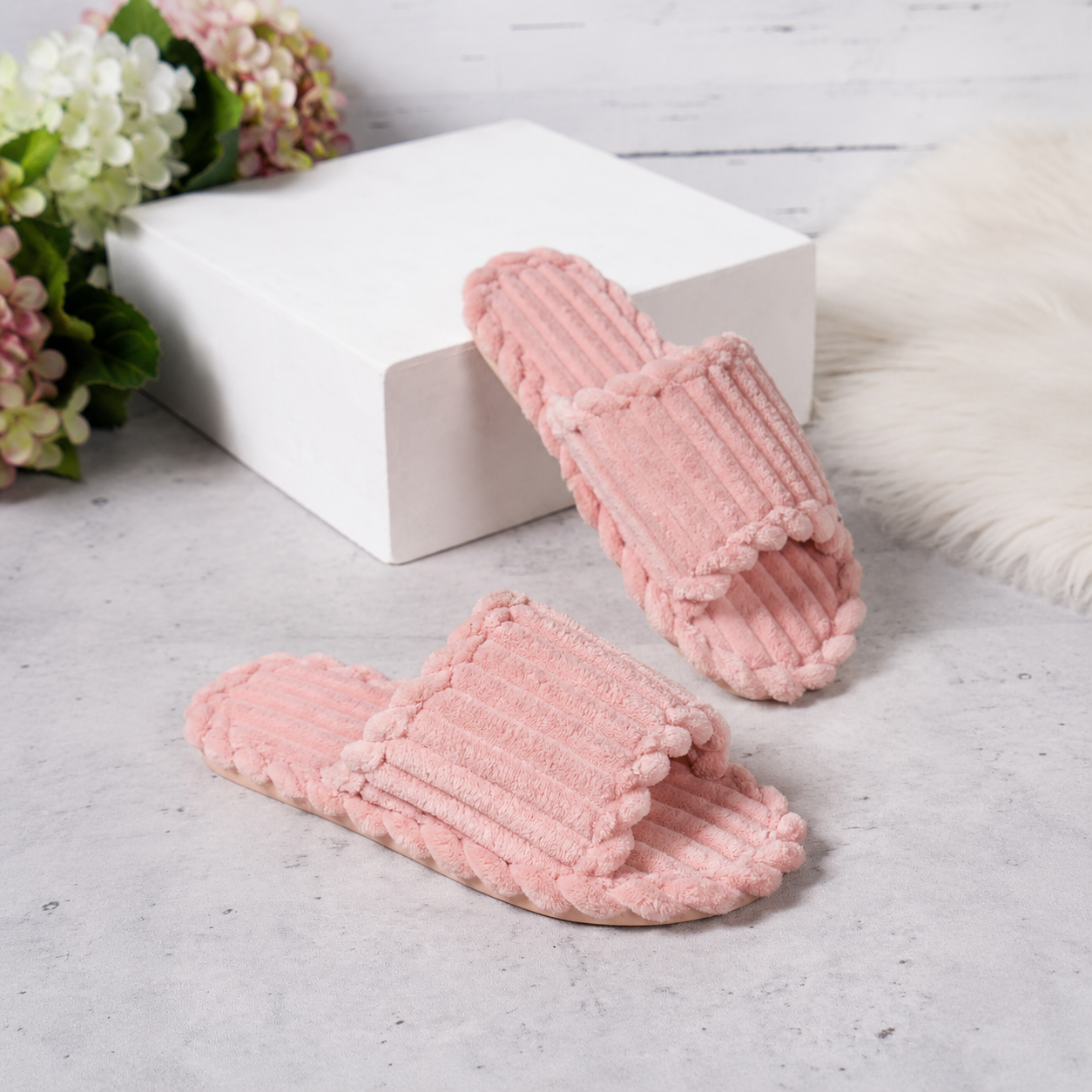 Fluffy Fleece Indoor Winter Slippers For Women