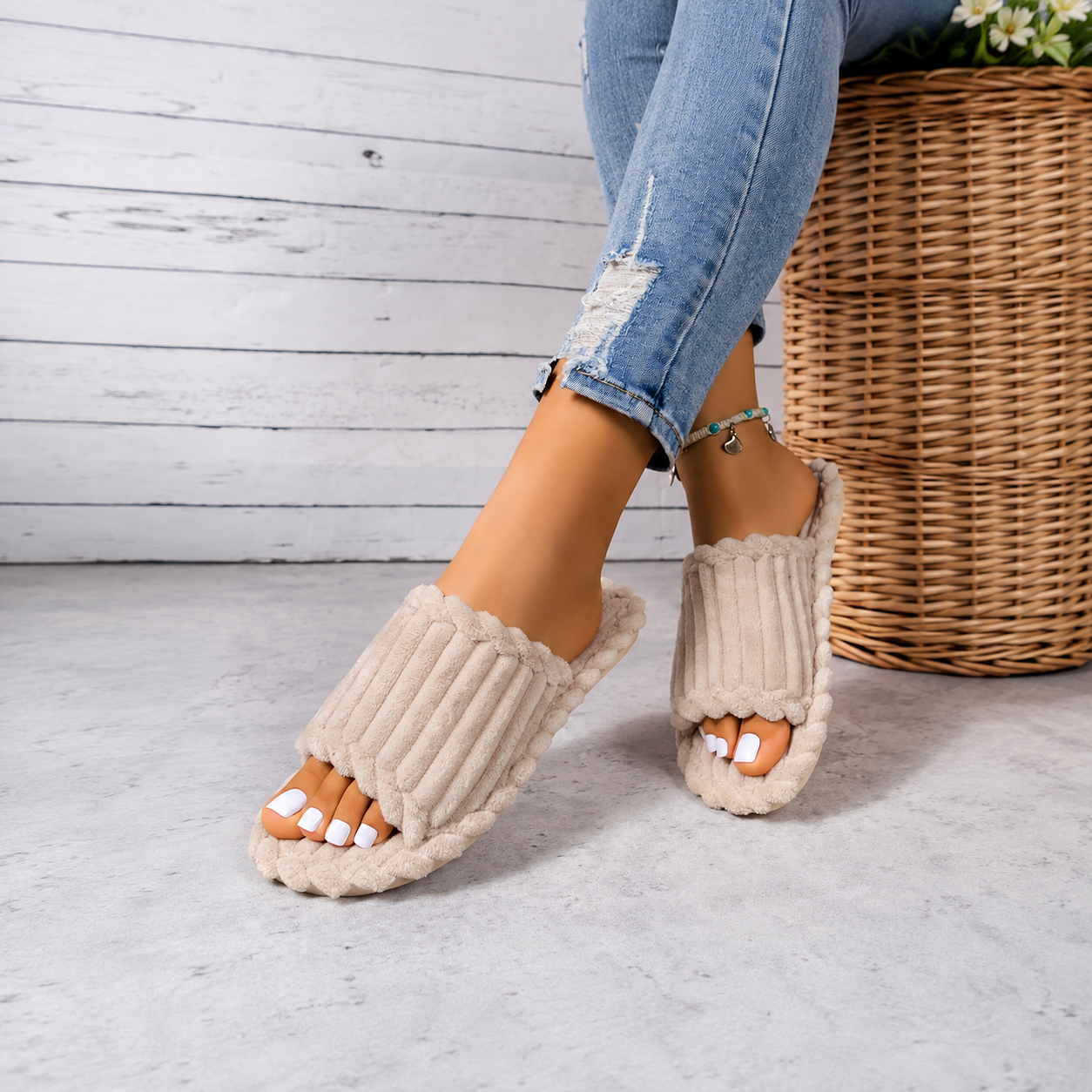 Fluffy Fleece Indoor Winter Slippers For Women