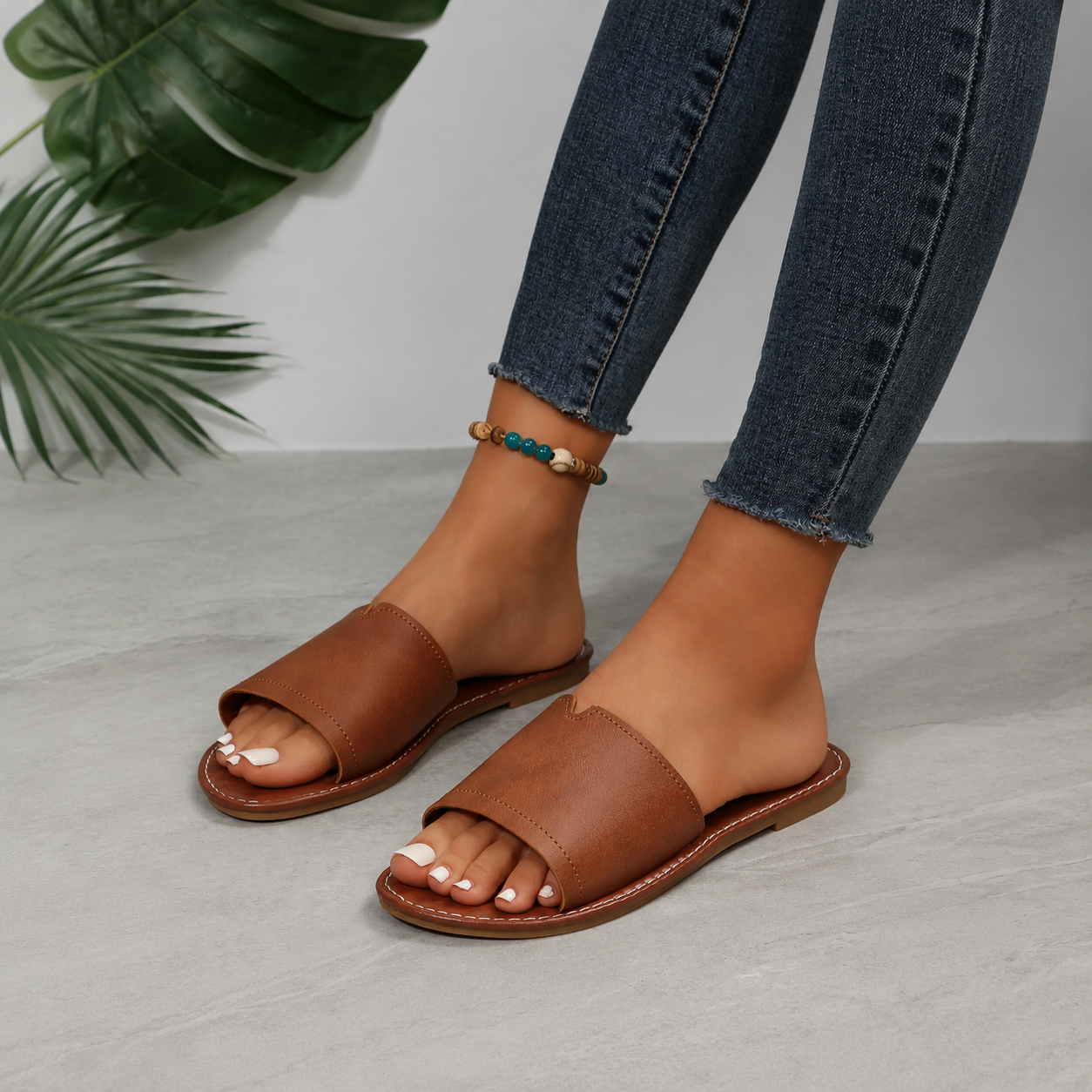 Casual Flat Slide Sandals with Slip Resistant Sole for Women