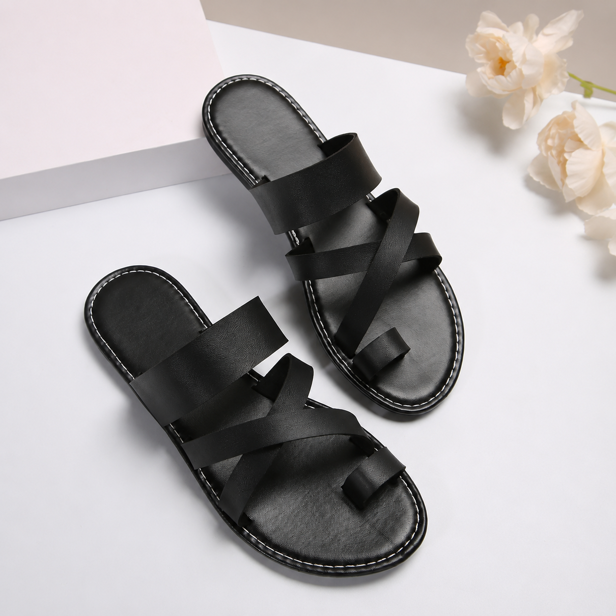 Cross Strap Flat Sandals for Casual Everyday Wear for Women