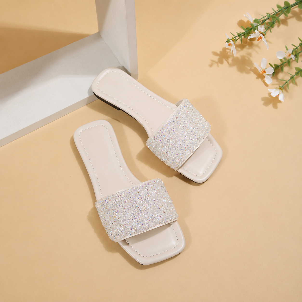 Plus Size Rhinestone Soft Bottom Flat Sandals For Women