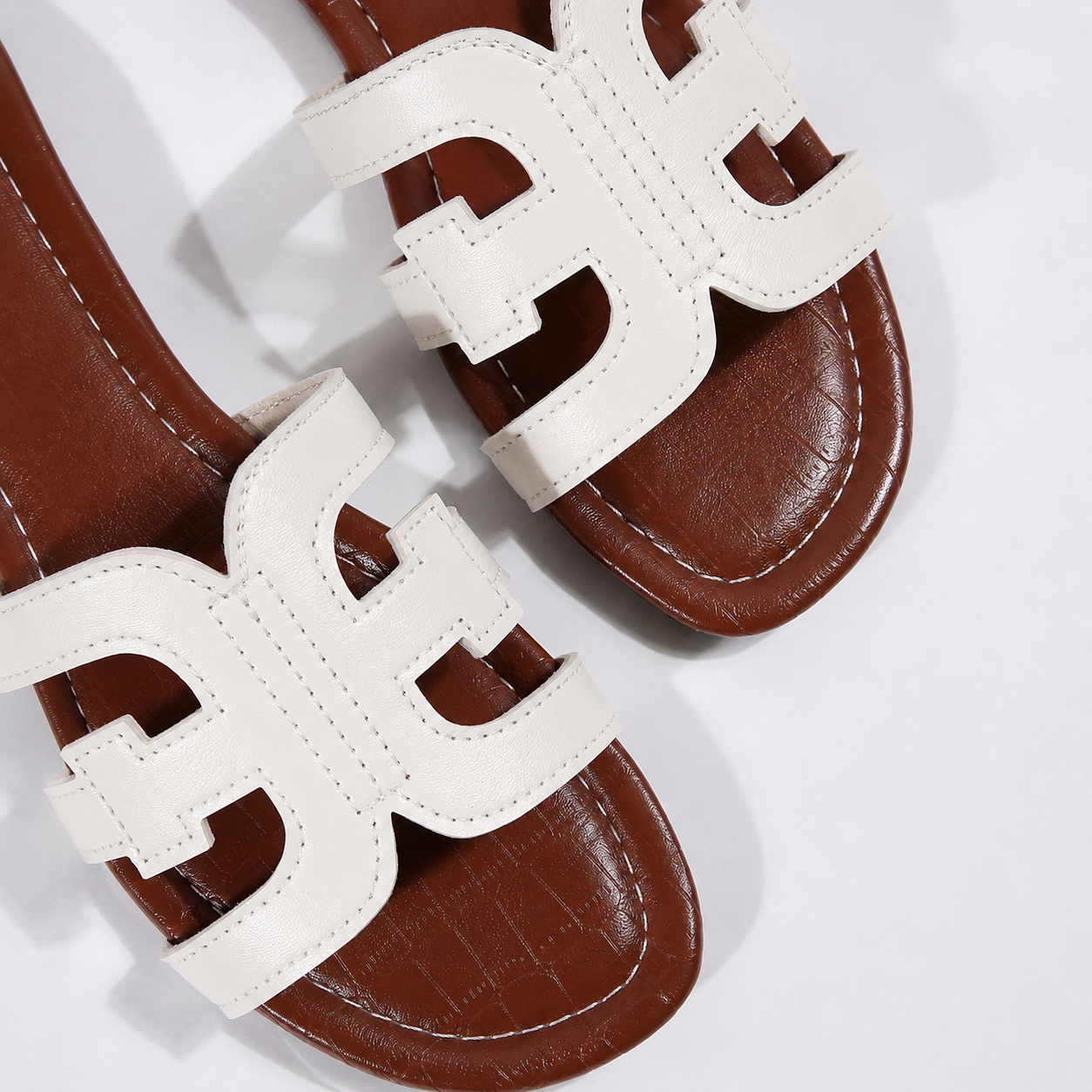 Summer Lightweight Mule Sandals with Slip On Flat Sole for Women