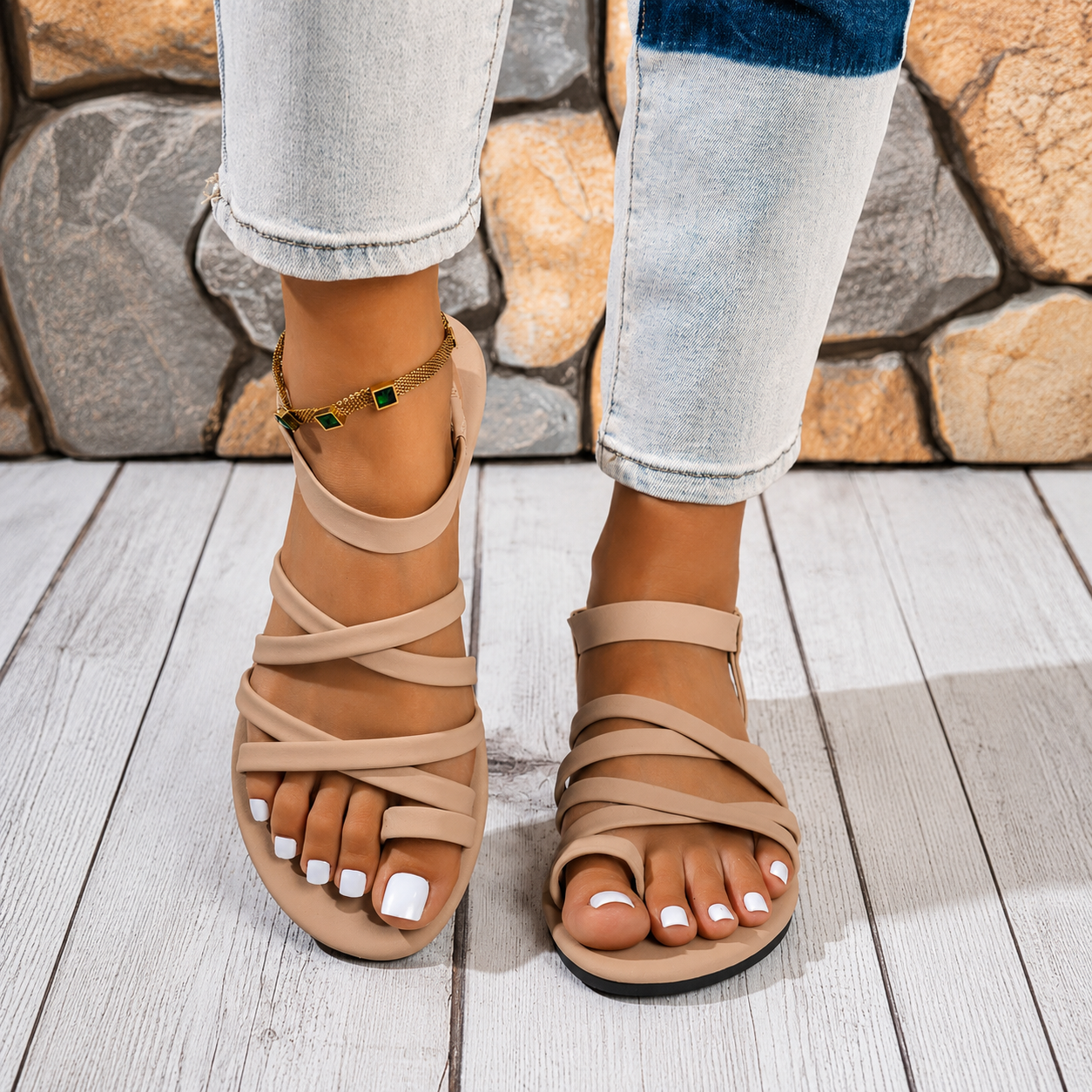 Criss Cross Design Fashionable Flat Sandal For Women