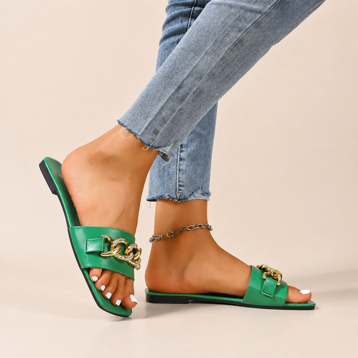 Inlay Chain Luxury Style Slide Flat Sandals For Women