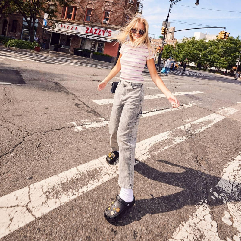 Lightweight Synthetic Clogs Perfect For Everyday Comfort