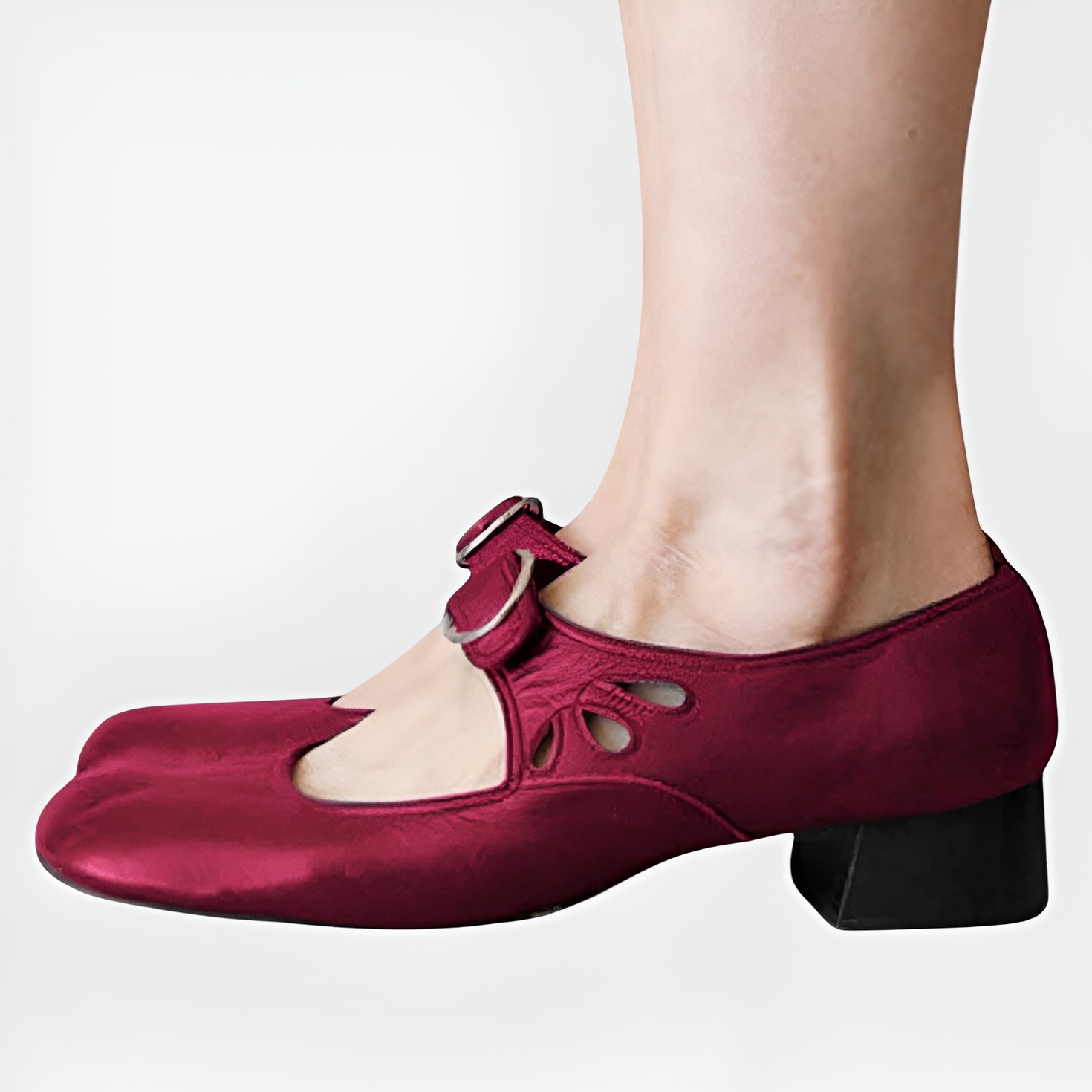 Vintage Buckle Sandals With Adjustable Strap And Rubber Outsole