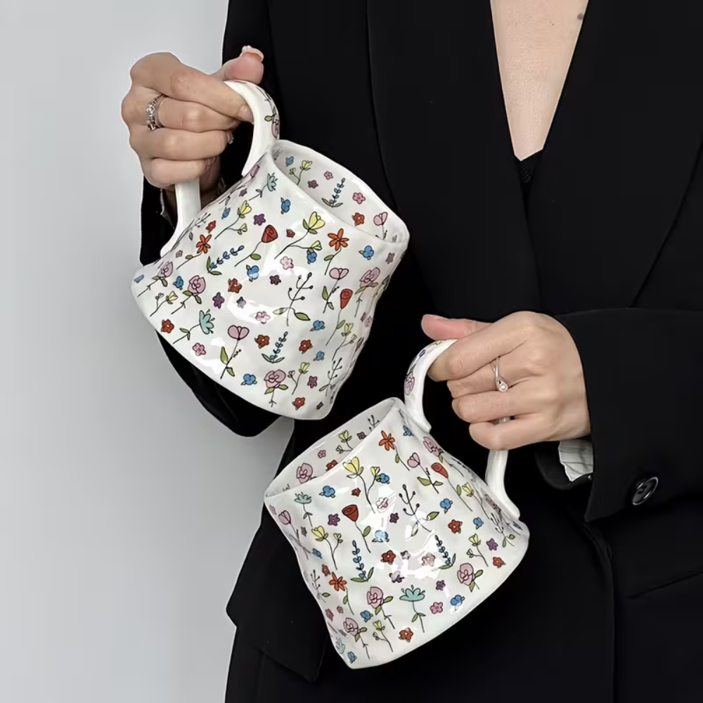 1 Pieces Of Creative Hand-Painted Dreamy Floral Ceramic Cup