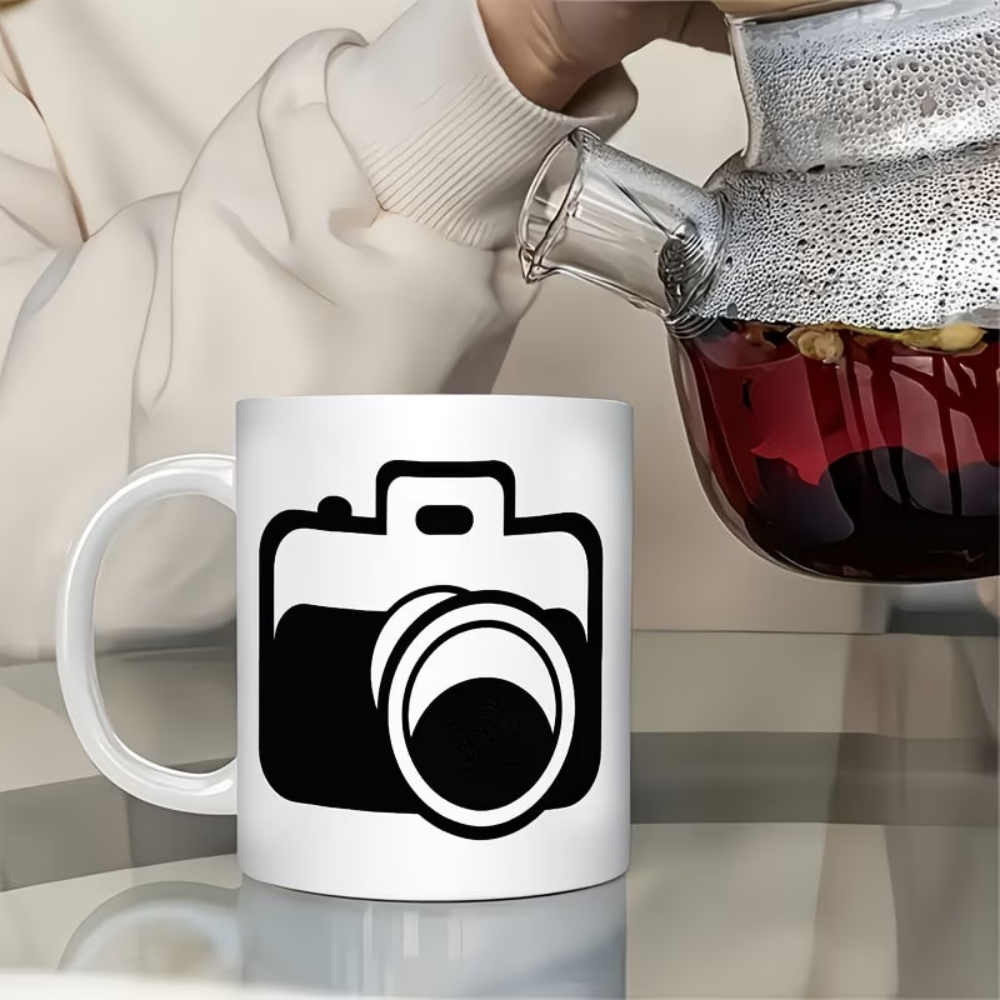 11oz Camera-Shaped Coffee Mug - White Camera & Aperture Design Ceramic Cup with Black Interior & Handle, Photography Lover