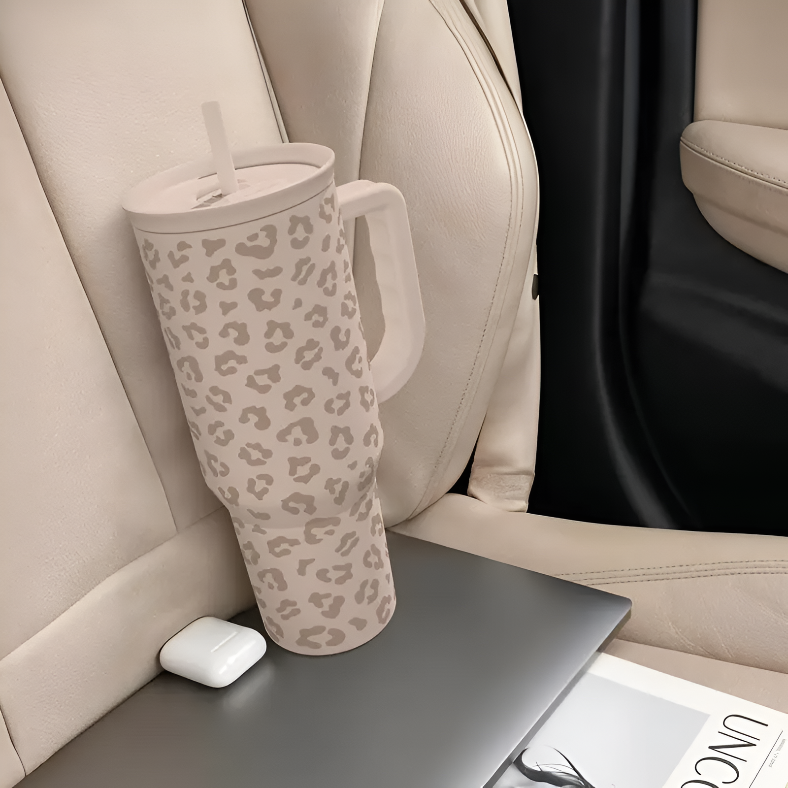  Tumbler with Handle & Straw, Easy-Clean, Cup Holder Friendly Base, Suitable for Outdoor Travel 