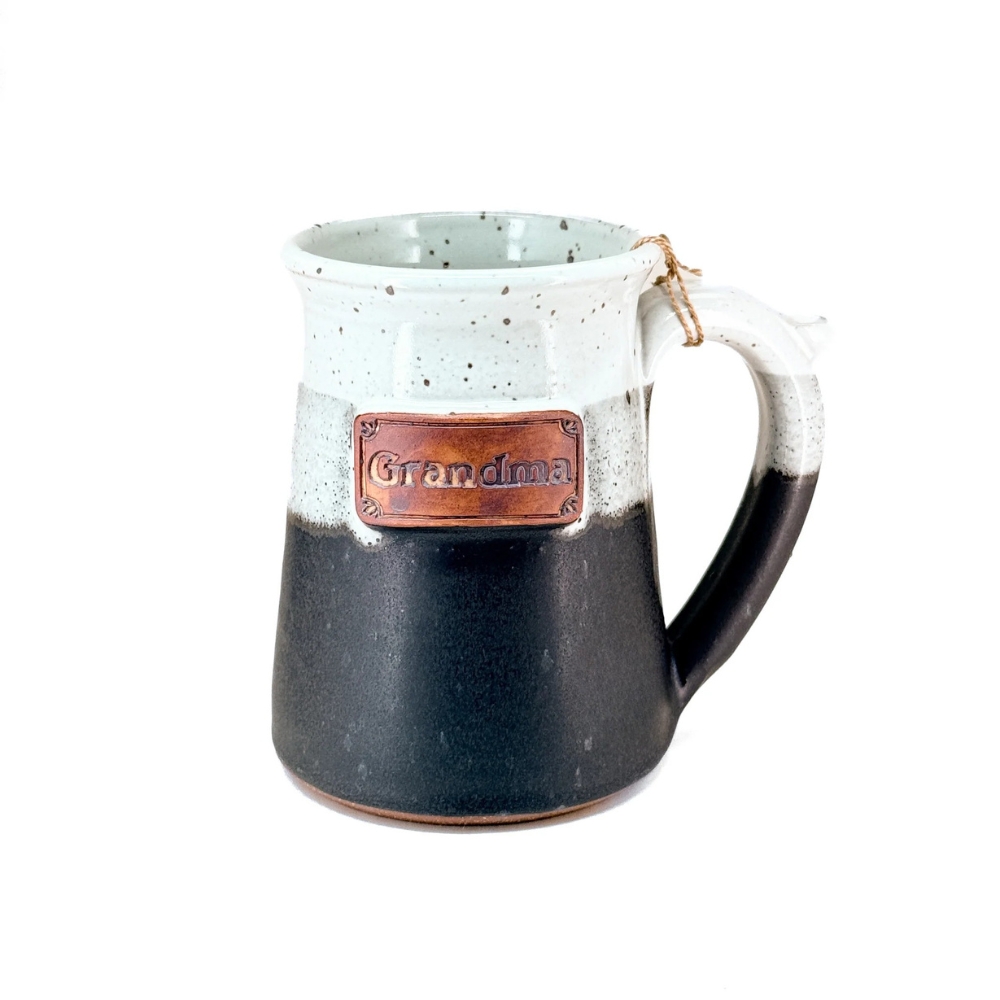 Grandma Mug hand-drawn medallion design