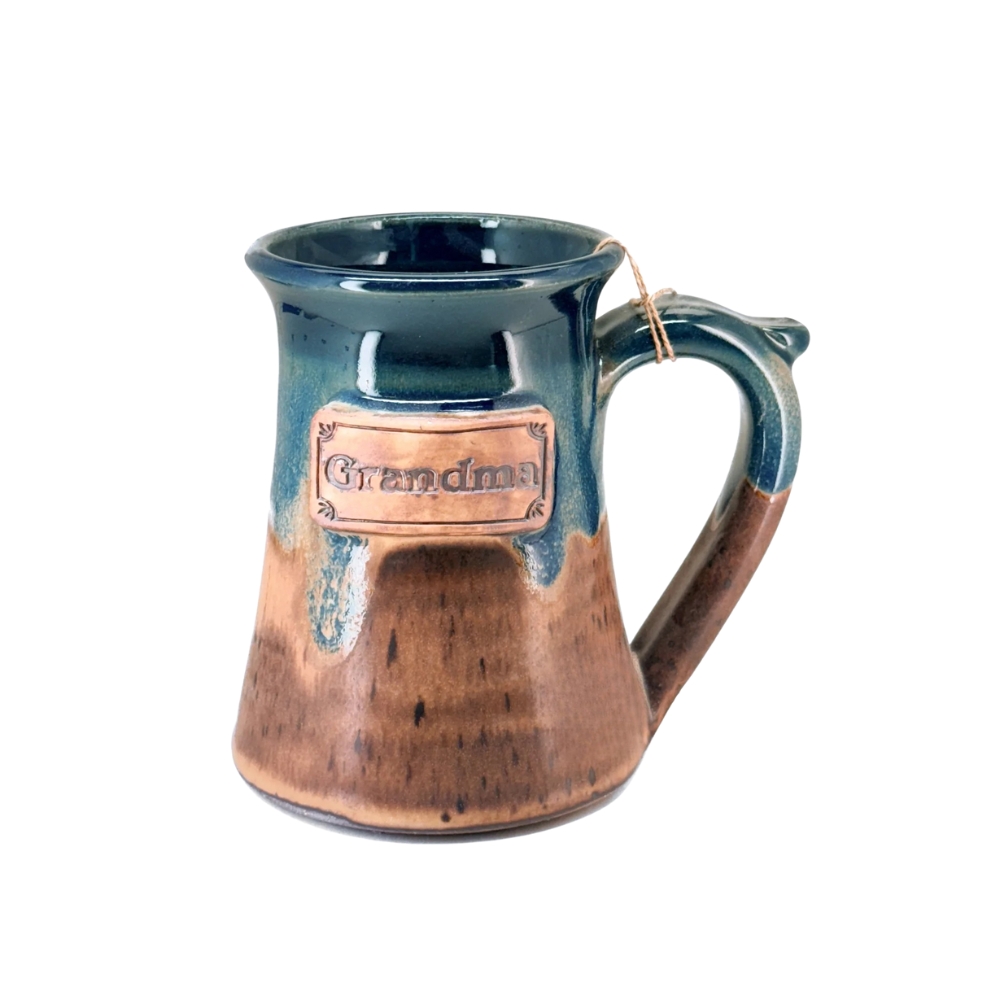 Grandma Mug hand-drawn medallion design