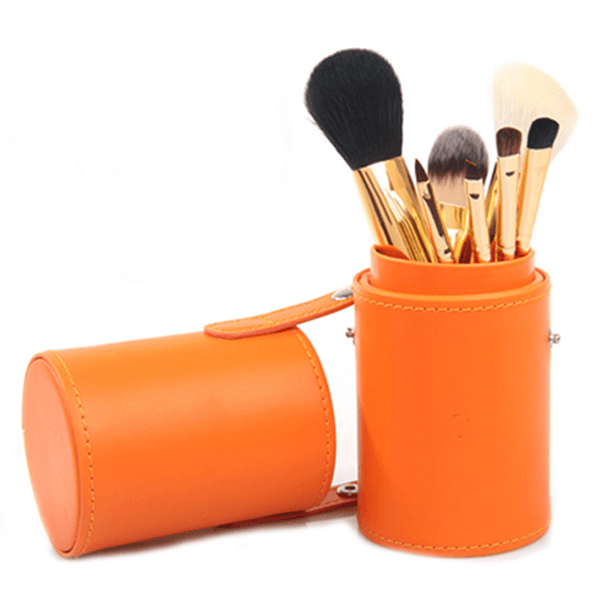 7 Piece Brush Set in Round Case – Makeup Brushes for Face and Eyes-My Makeup Brushset