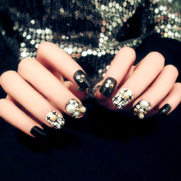 Black Rhinestone Nails - Elevate Your Nail Game with Elegance-My Makeup Brushset