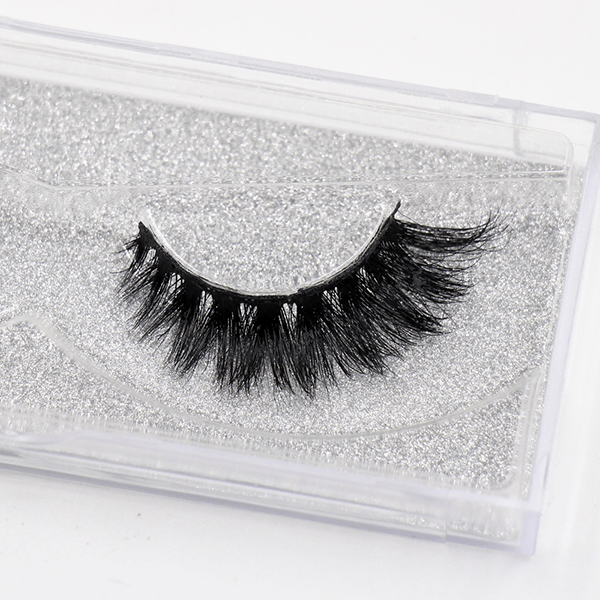 Luxury Goddess Mink False Lashes For Effortless Glam-My Makeup Brushset