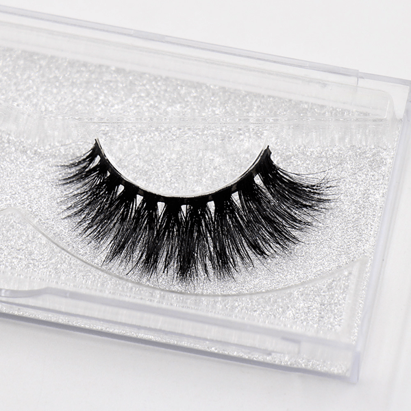 Luxury Goddess Mink False Lashes For Effortless Glam-My Makeup Brushset