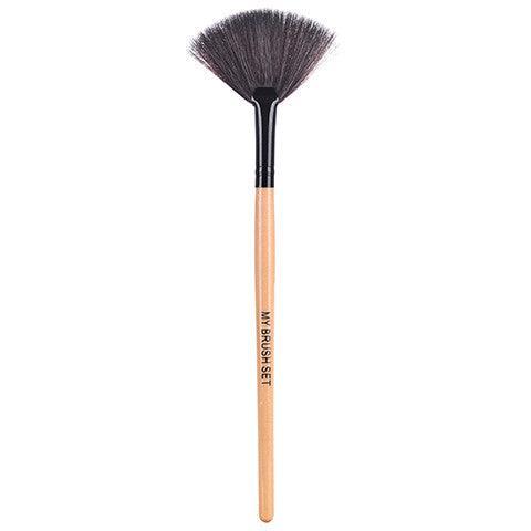 Soft Bristle Fan Brush – Lightweight Precision & Flawless Application-My Makeup Brushset