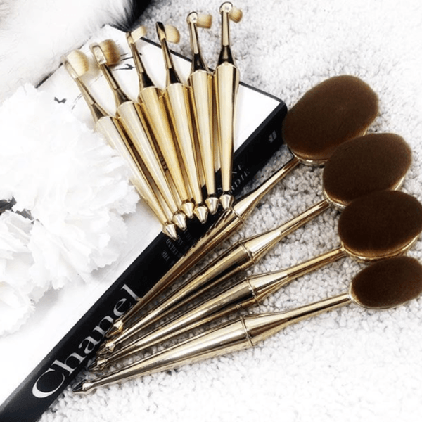 10 Piece Metallic Oval Brush – Flawless Gold Makeup Application-My Makeup Brushset