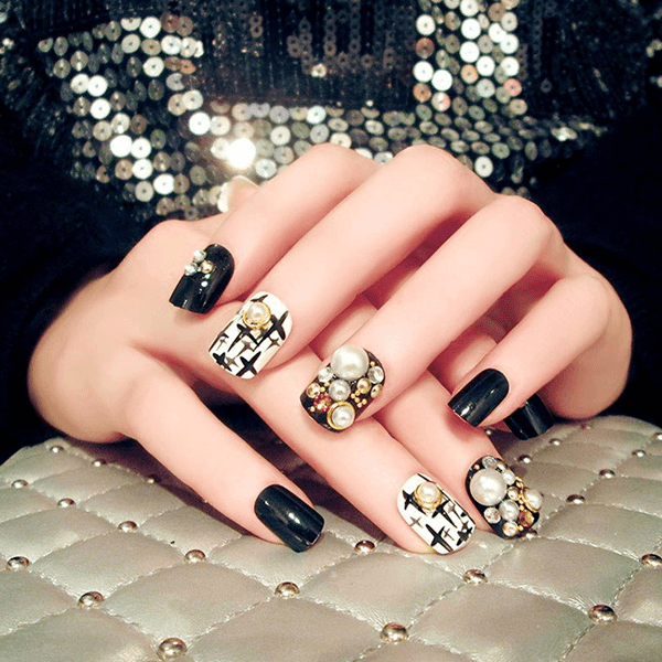 Black Rhinestone Nails - Elevate Your Nail Game with Elegance-My Makeup Brushset