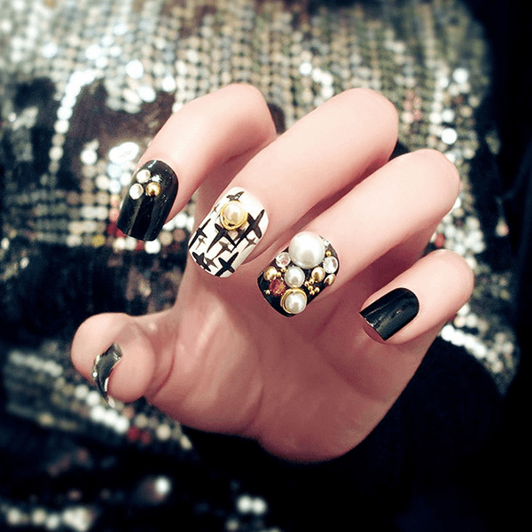 Black Rhinestone Nails - Elevate Your Nail Game with Elegance-My Makeup Brushset