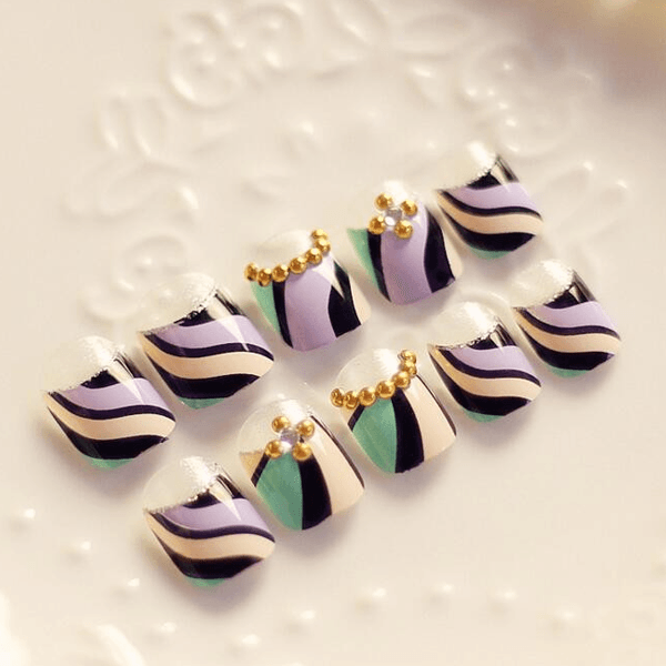 Double Striped Fake Nails - Achieve Stunning Nails-My Makeup Brushset