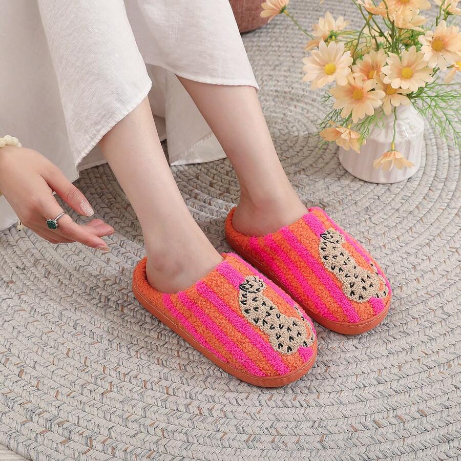 Retro Striped Embroidered Contrast Lined Indoor Slippers