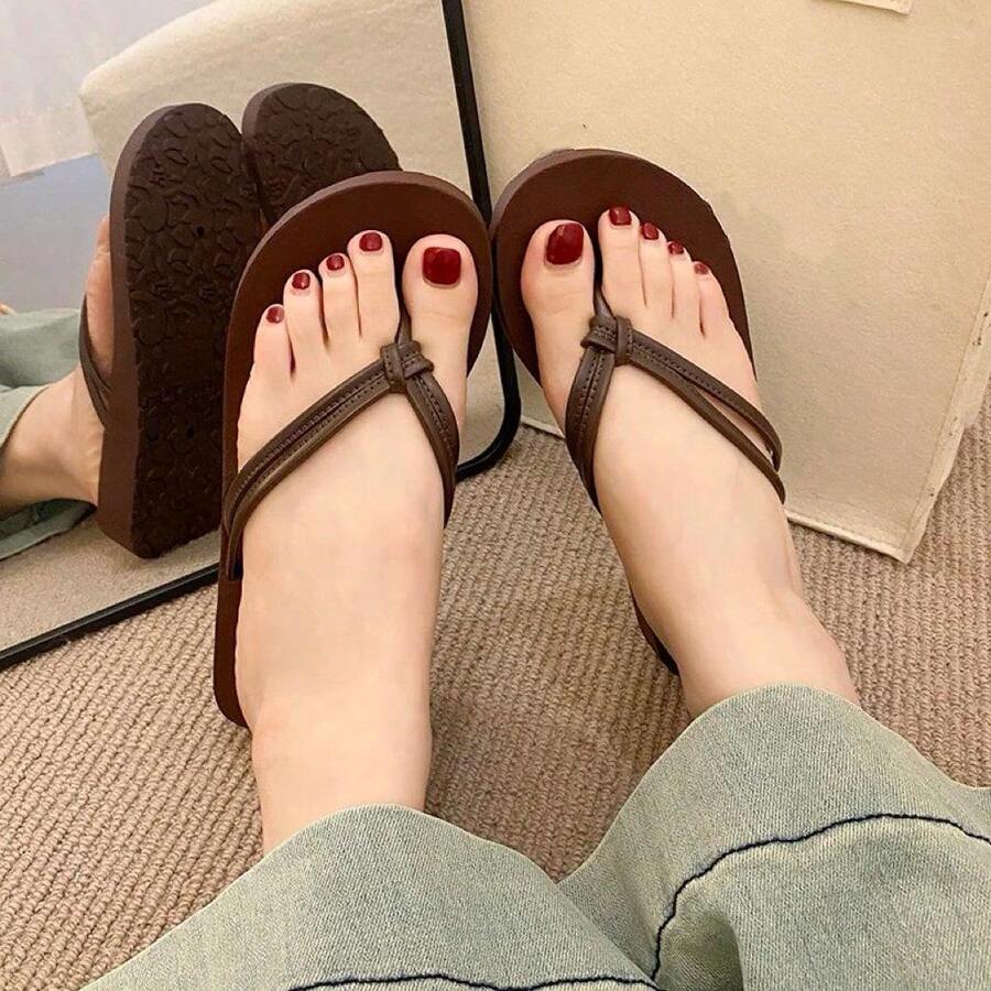 Casual Flat Metal Square Buckle Flip Flops For Women