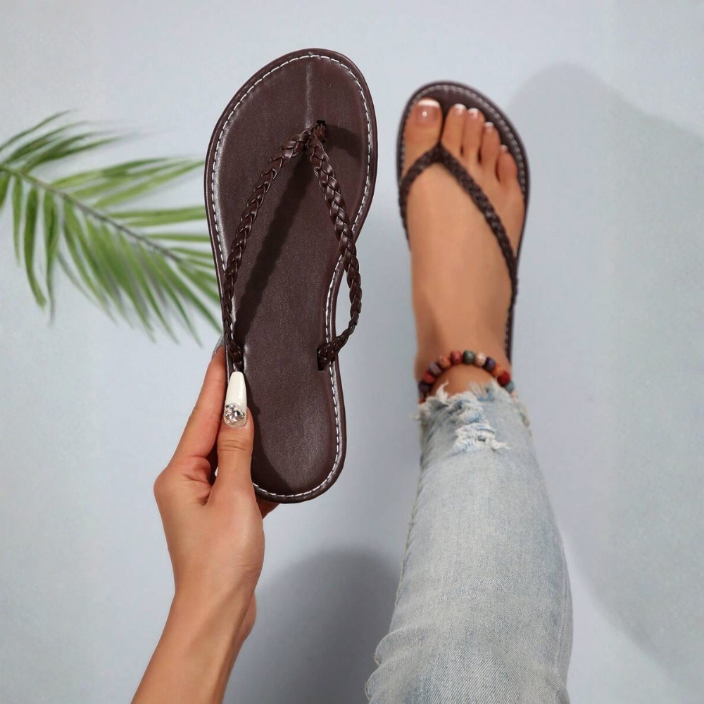 Solid Colored Casual Flat Flip Flop Sandals For Women