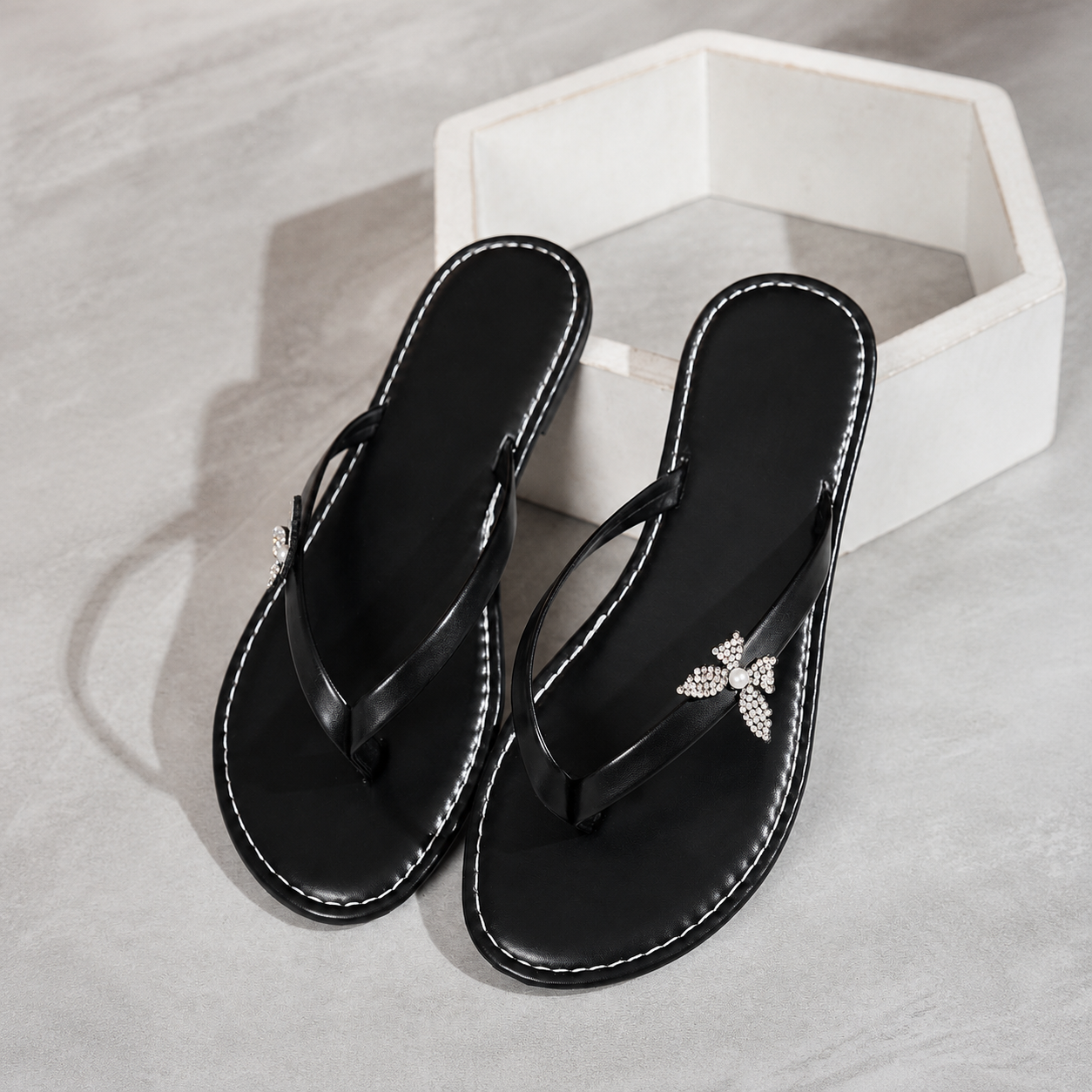Summer Rhinestone Butterfly Flip Flop Flat Sandals For Women