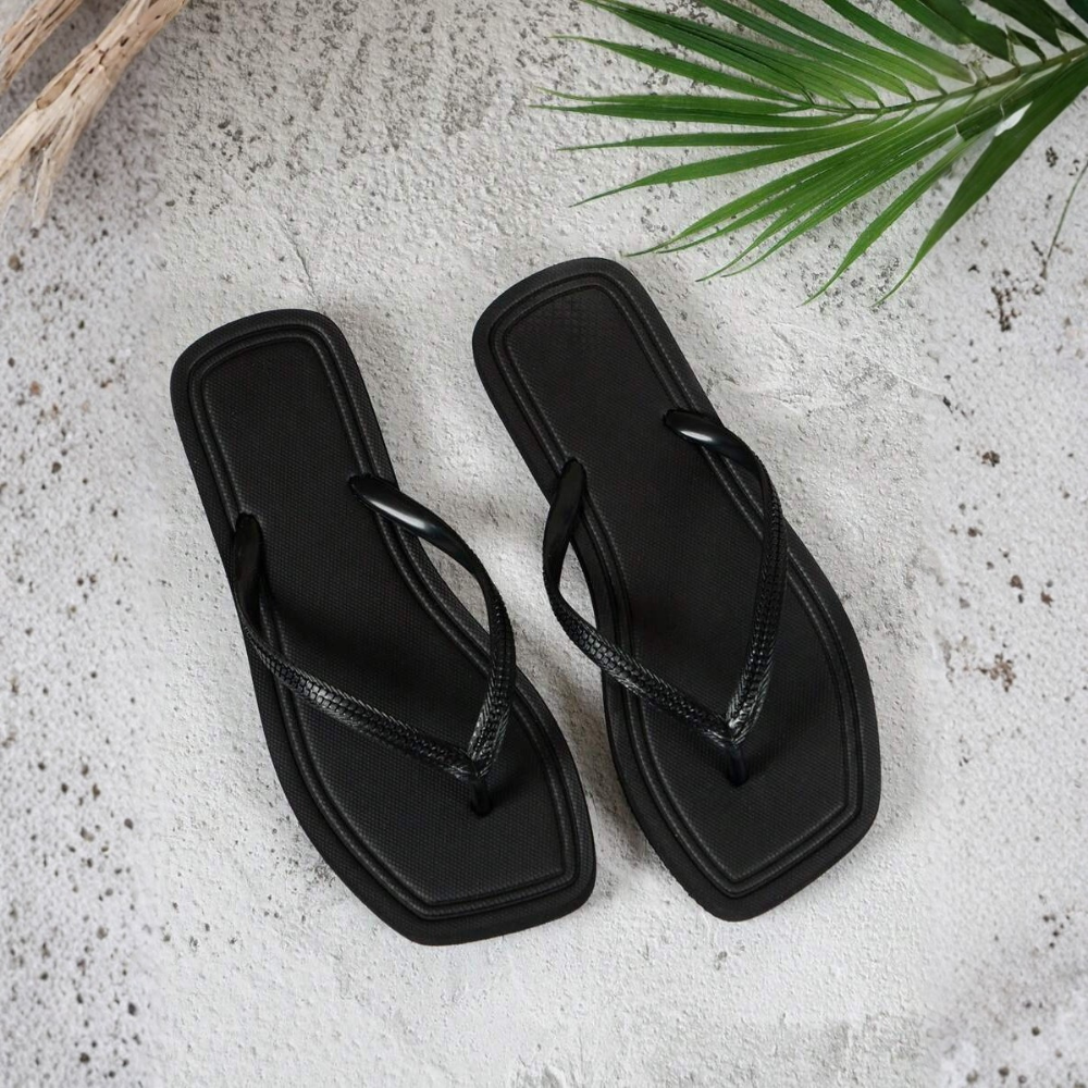 Square Style Casual Slip On Flip Flops For Women