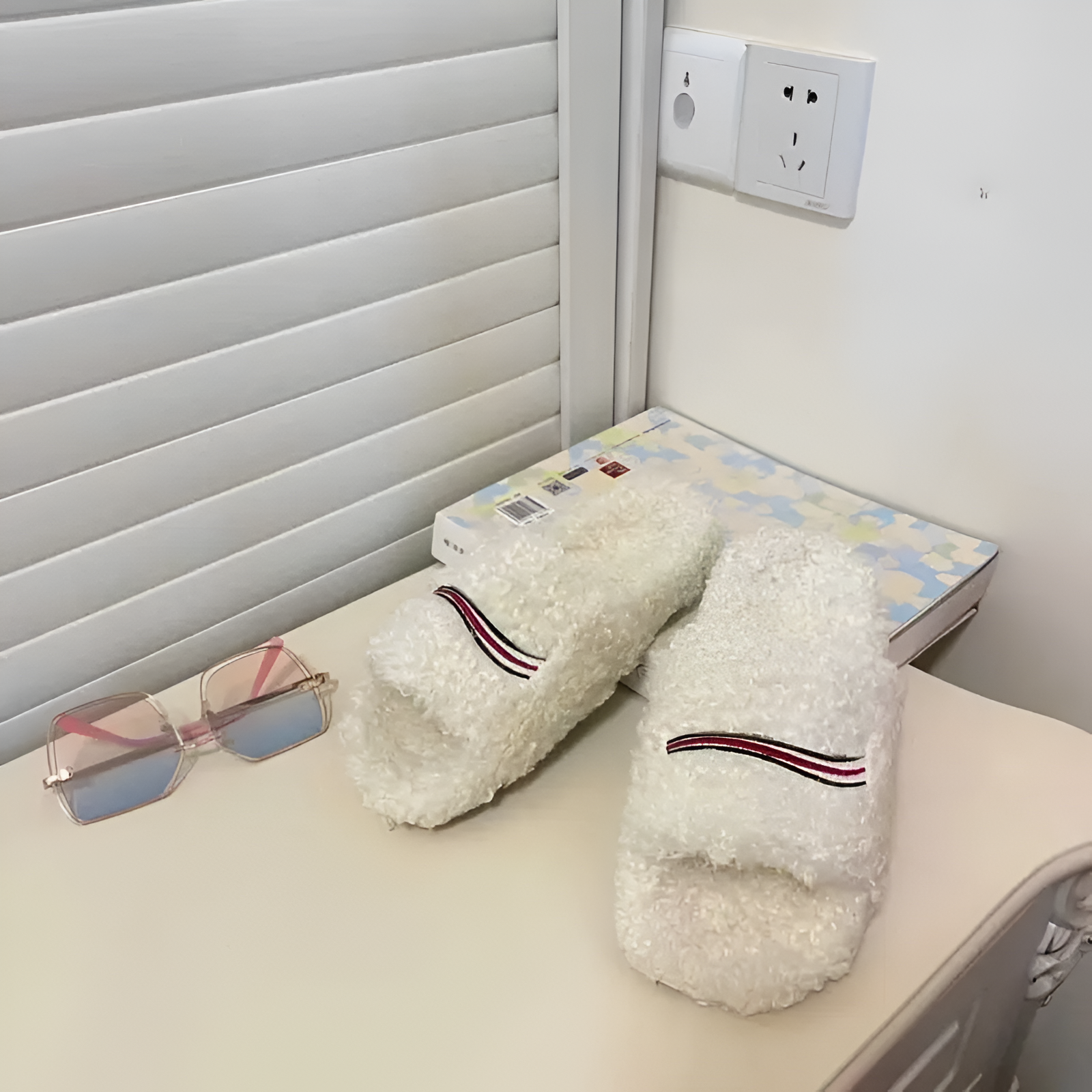 Unisex Outdoor Slide Slippers For Winter