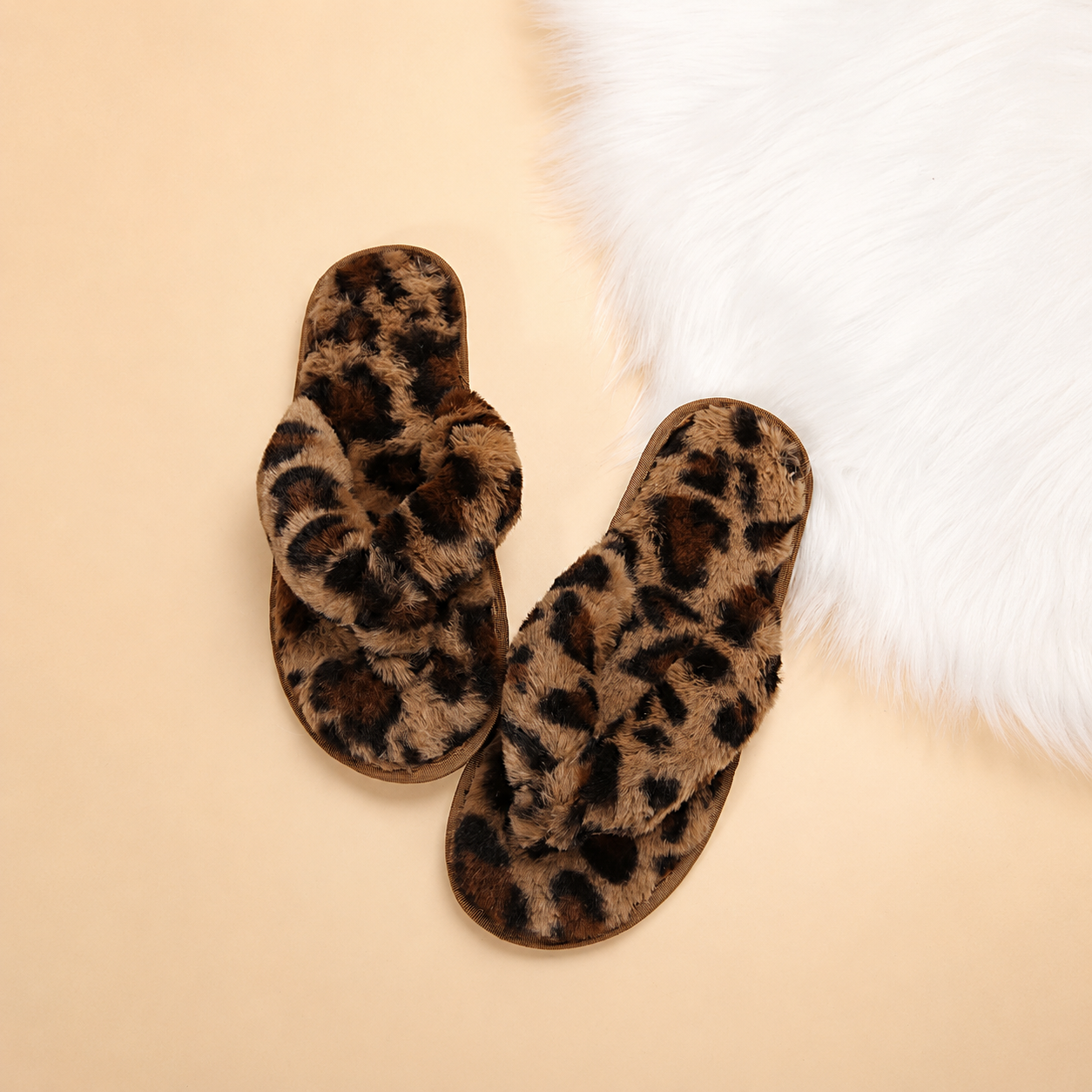Leopard Printed Comfy And Fluffy Slippers For Women
