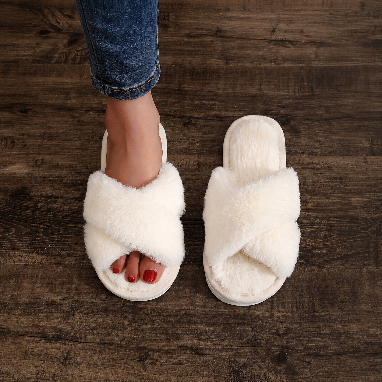 Criss Cross With Fluffy Indoor Comfy Slippers